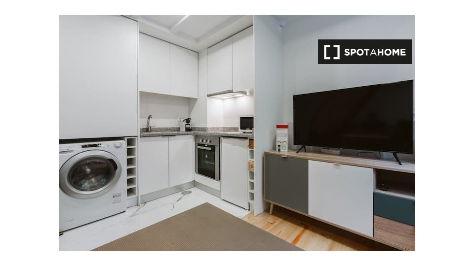 Apartment Porto, 1 bed — photo 1
