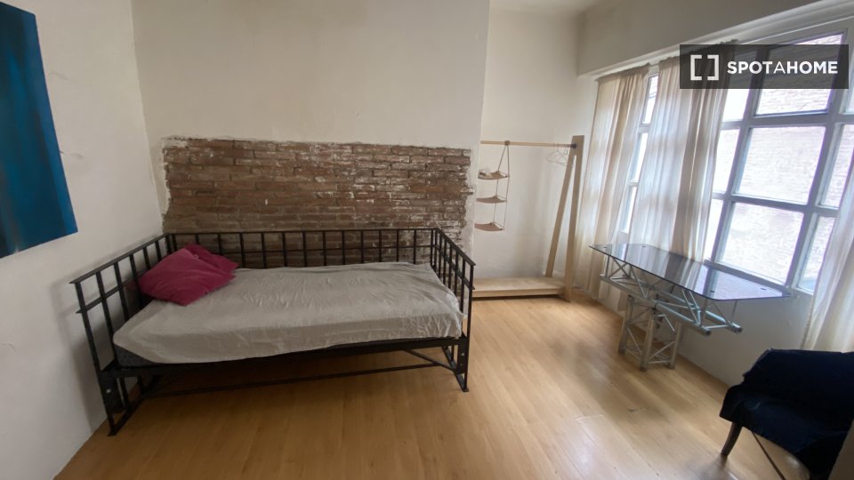Double room Barcelona, 4 beds, 300m² — photo 4