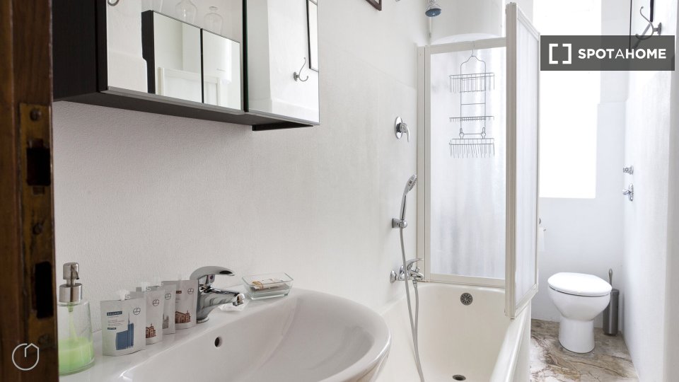 Apartment Milan, 1 bed, 63m² — photo 14