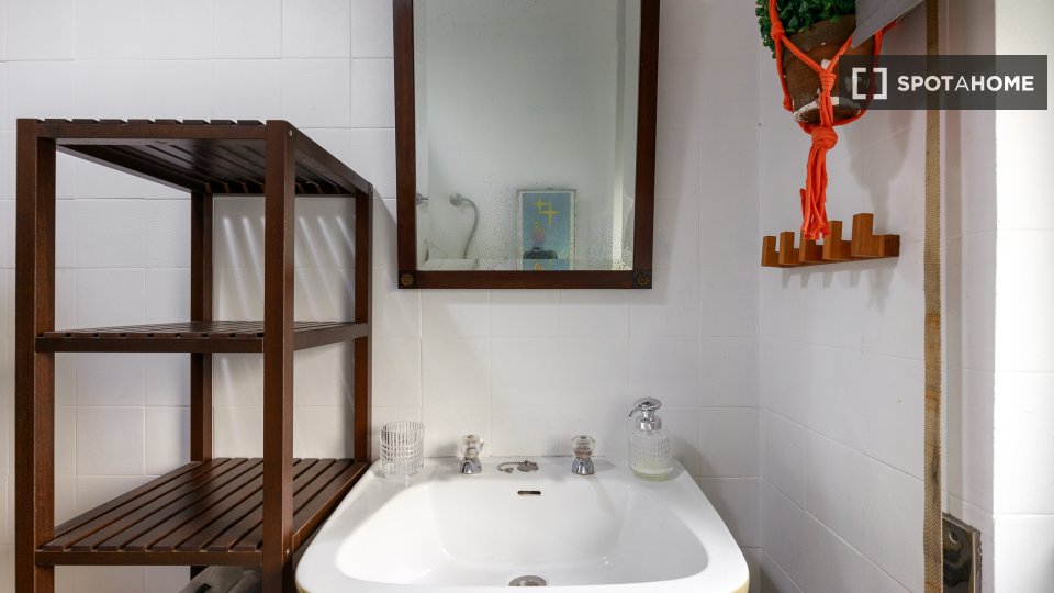 Apartment mono Lisbon, 25m² — photo 8