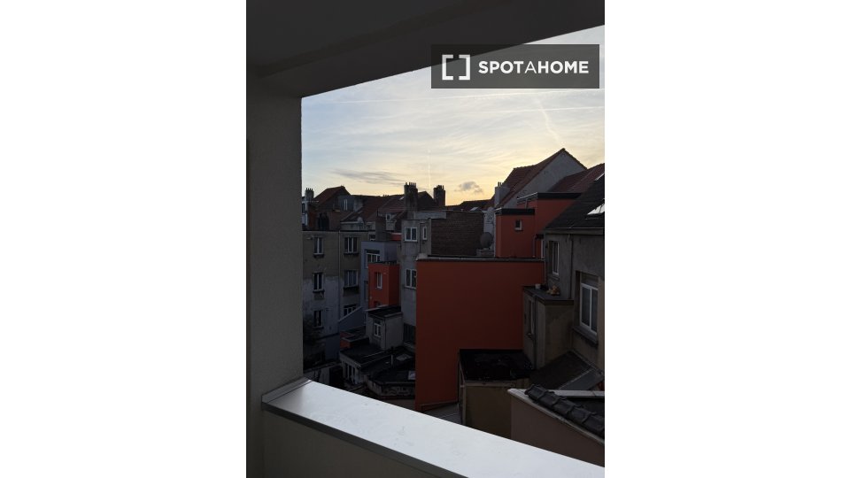 Double room Brussels, 4 beds, 125m² — photo 19
