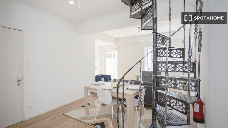 Apartment Porto, 2 beds, 107m² — photo 14