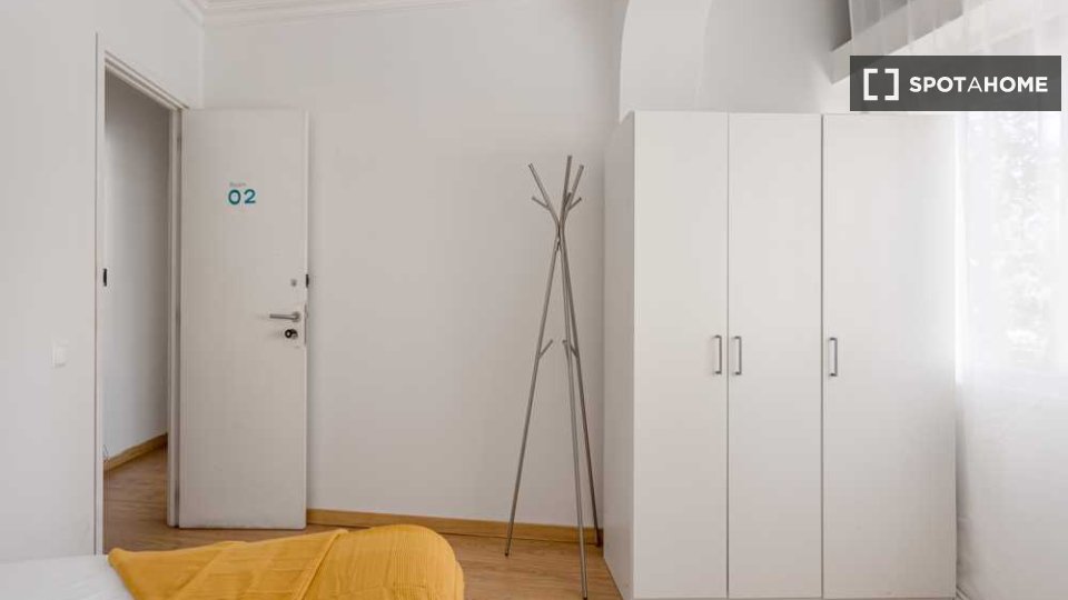 Double room Lisbon, 8 beds — photo 22
