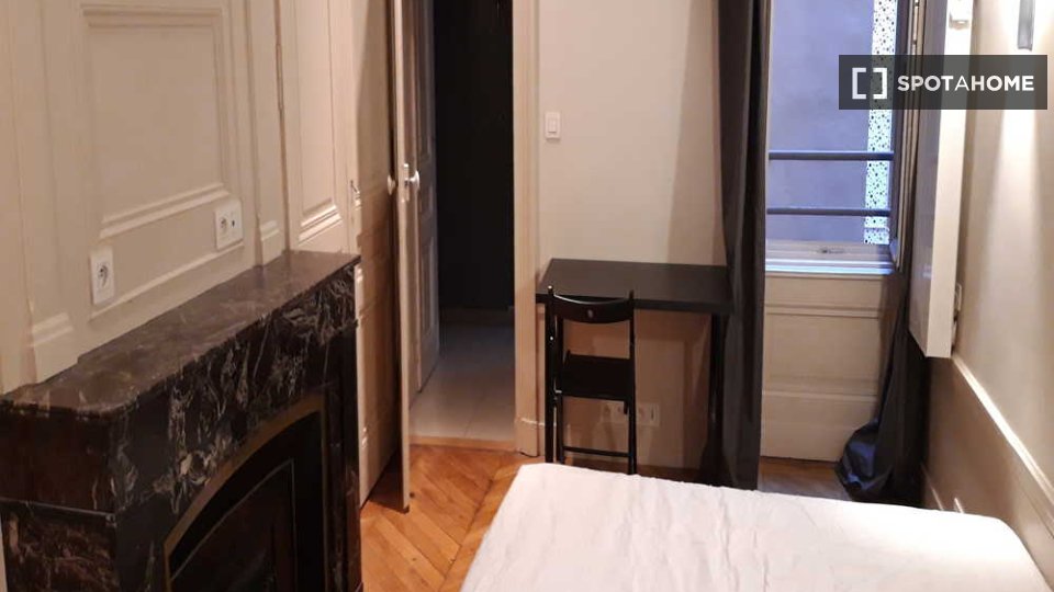 Camera doppia Lione, 4 camere, 90m² — foto 12