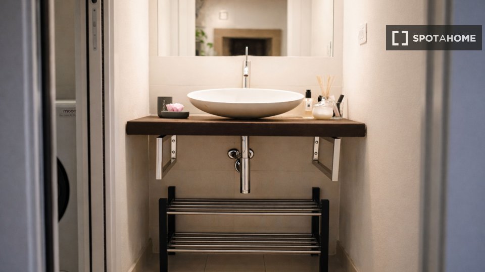 Apartment Milan, 1 bed — photo 36