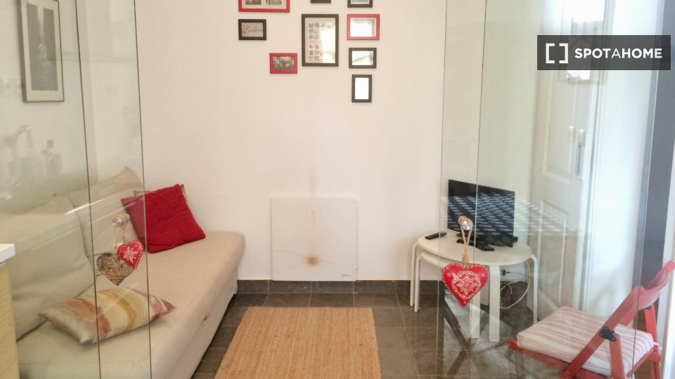 Apartment Lisbon, 1 bed — photo 5