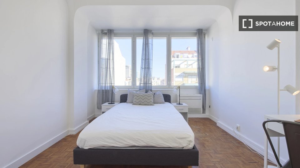 Double room Lisbon, 7 beds — photo 2