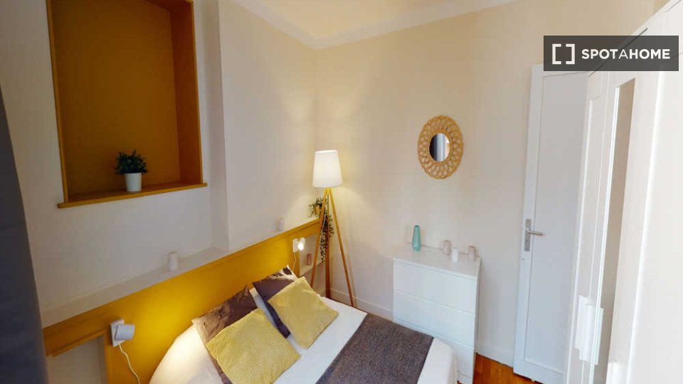 Double room Paris, 5 beds, 110m² — photo 18