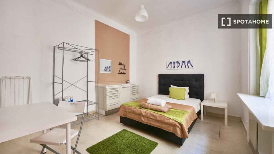 Double room Lisbon, 20 beds — photo 30