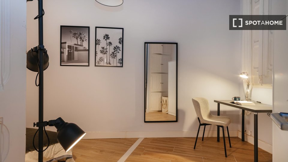 Double room Barcelona, 7 beds — photo 6