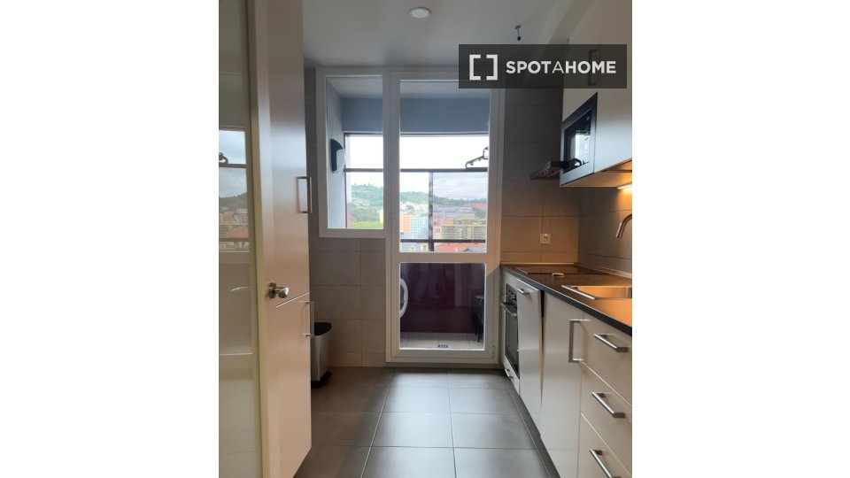Apartment Bilbao, 3 beds, 124m² — photo 6