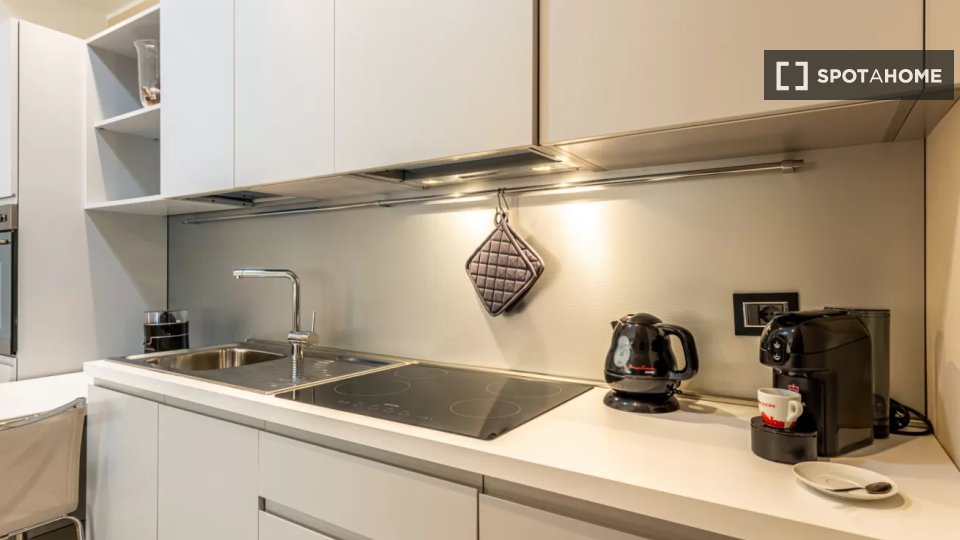 Apartment Milan, 1 bed, 54m² — photo 3