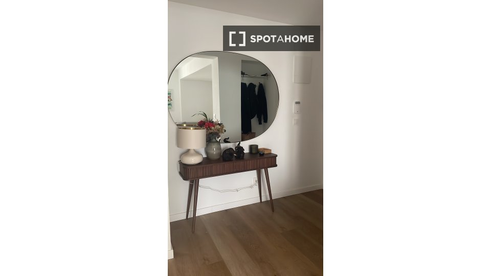 Double room Madrid, 3 beds, 120m² — photo 2