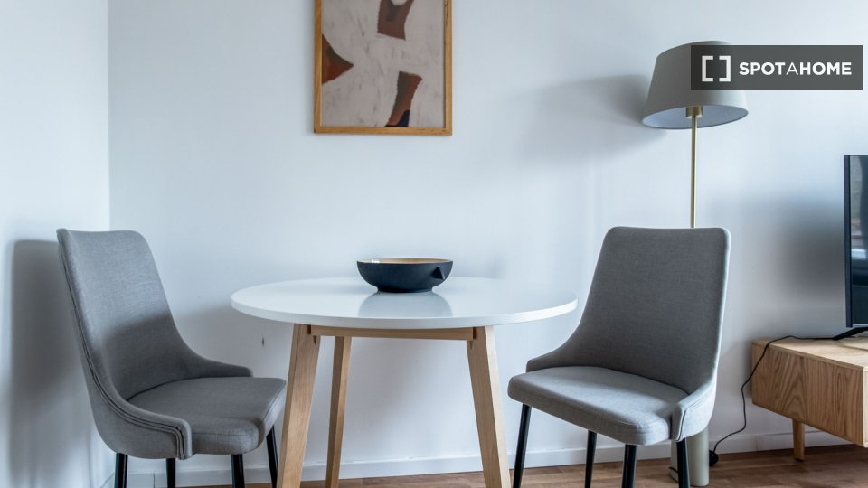 Apartment Berlin, 1 bed, 42m² — photo 3