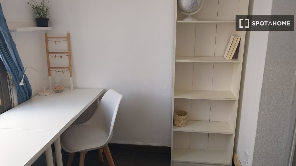 Double room Barcelona, 6 beds, 180m² — photo 73