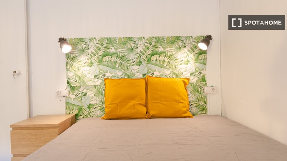 Double room Barcelona, 7 beds, 150m² — photo 14