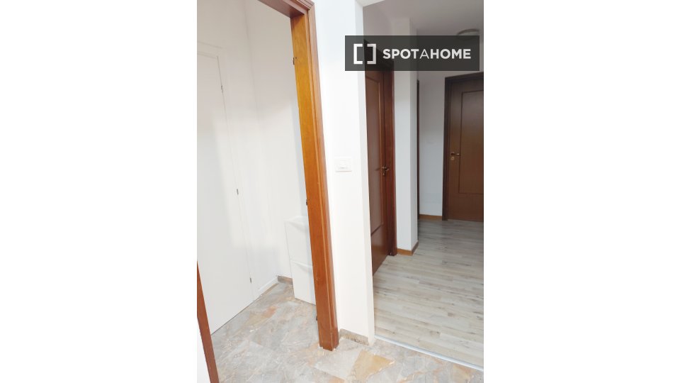 Double room Bologna, 8 beds, 150m² — photo 12