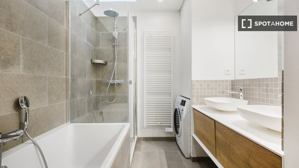 Apartment Paris, 2 beds, 76m² — photo 7