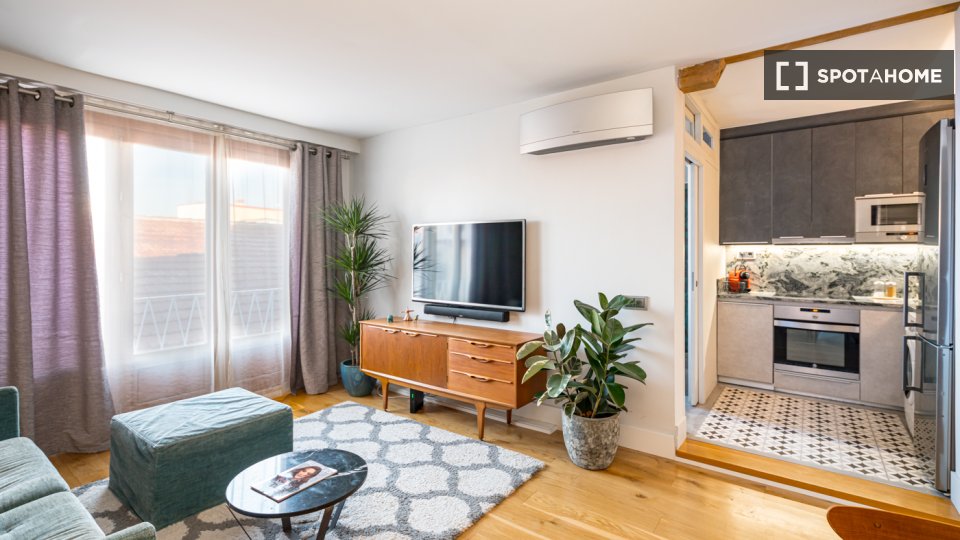Apartment Madrid, 1 bed, 55m² — photo 3