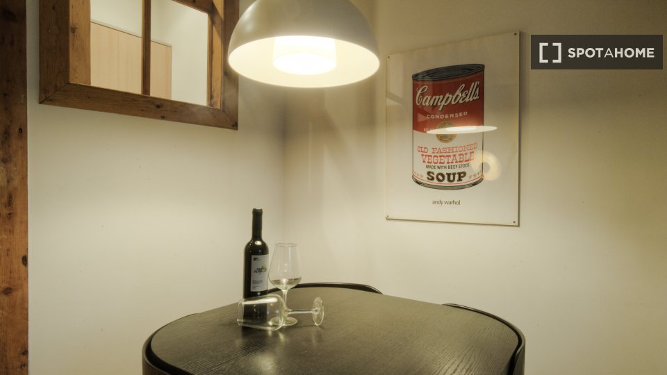 Apartment mono Lisbon, 55m² — photo 2
