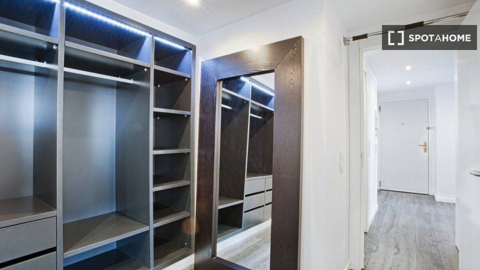 Apartment Lisbon, 2 beds — photo 15