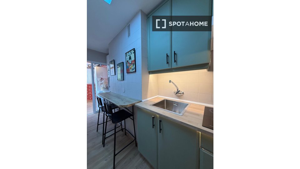 Double room Madrid, 4 beds — photo 2