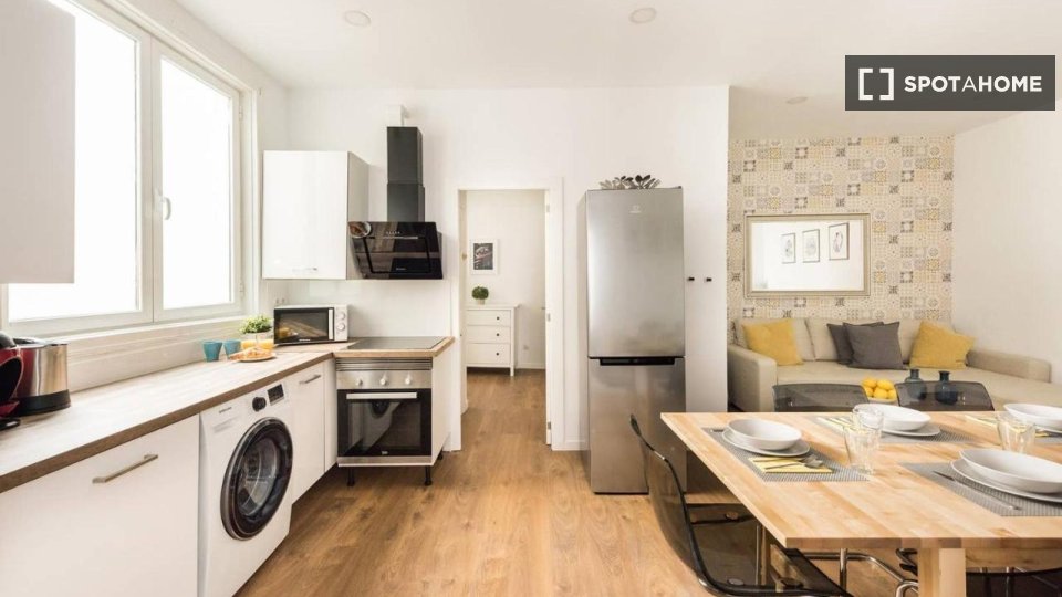 Apartment Madrid, 1 bed, 19m² — photo 3