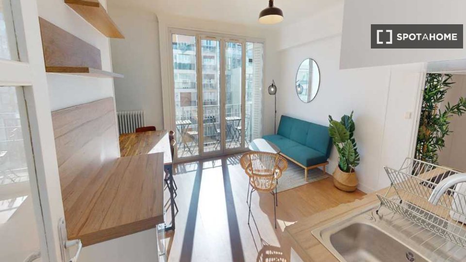 Double room Paris, 5 beds, 110m² — photo 11
