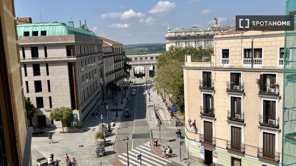 Double room Madrid, 8 beds — photo 14