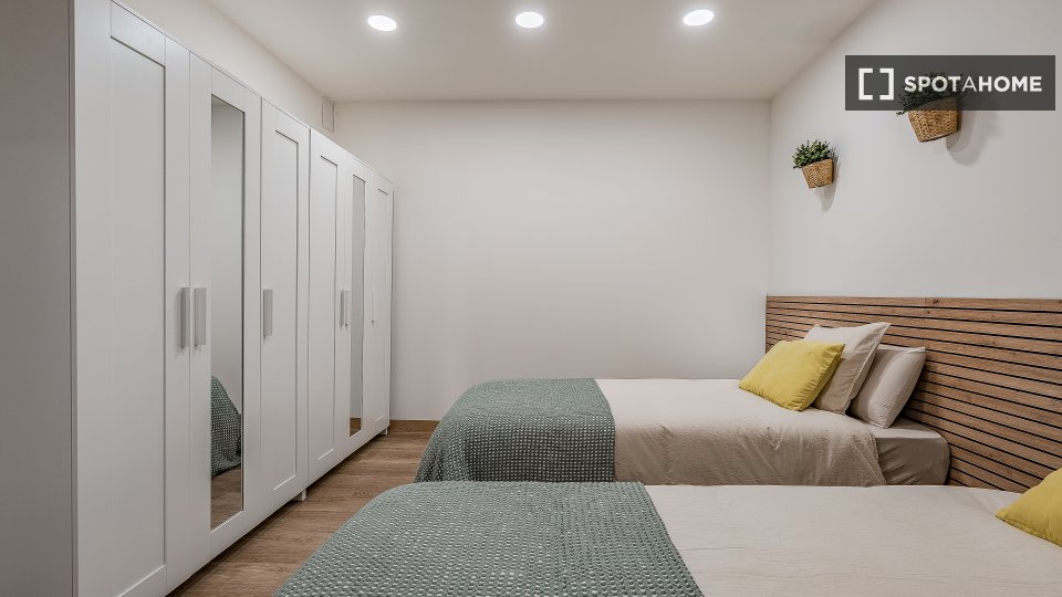 Double room Barcelona, 6 beds, 120m² — photo 82