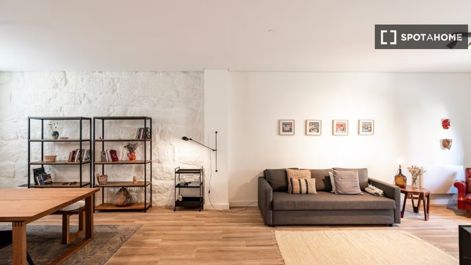 Apartment Porto, 3 beds, 132m² — photo 1