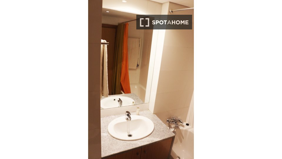 Apartment Porto, 2 beds, 135m² — photo 14