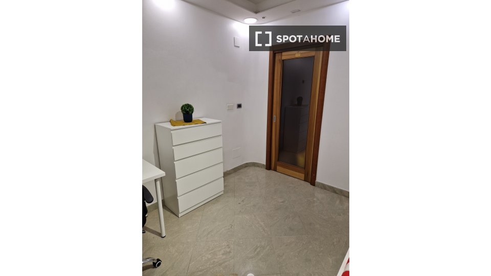 Chambre double Turin, 5 chambres, 136m² — photo 5