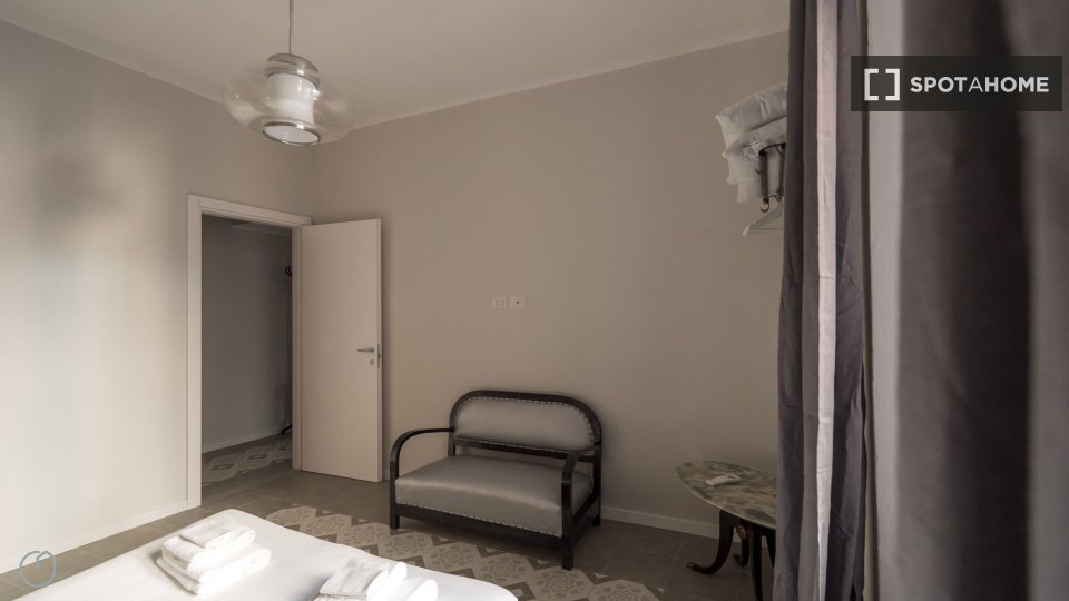 Apartment Milan, 1 bed, 45m² — photo 3