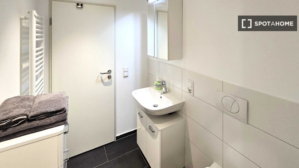Apartment Frankfurt, 1 bed, 28m² — photo 9