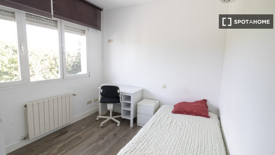 Double room Madrid, 15 beds — photo 7