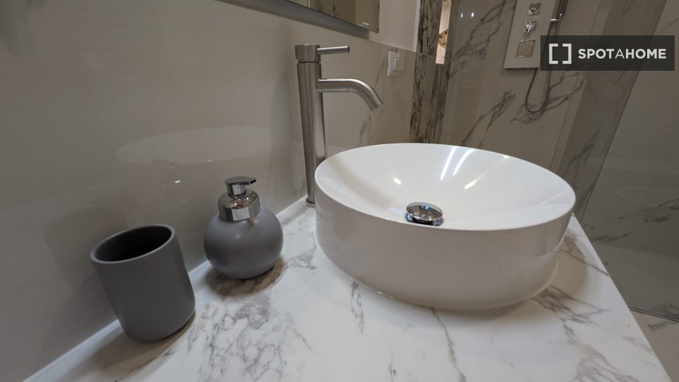Apartment mono Milan — photo 27