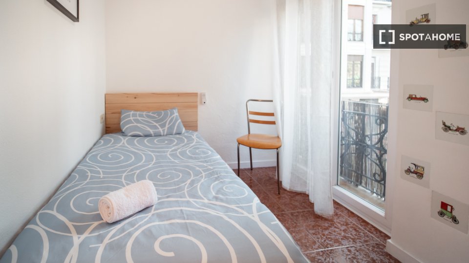 Apartment Valencia, 3 beds, 70m² — photo 16