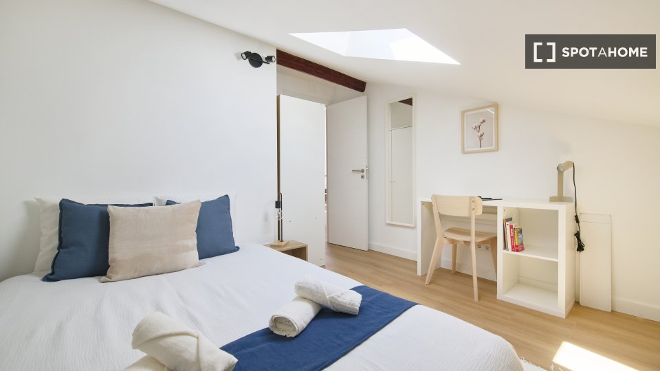 Double room Lisbon, 9 beds — photo 10