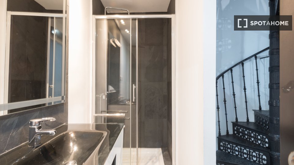 Apartment Madrid, 2 beds, 45m² — photo 7