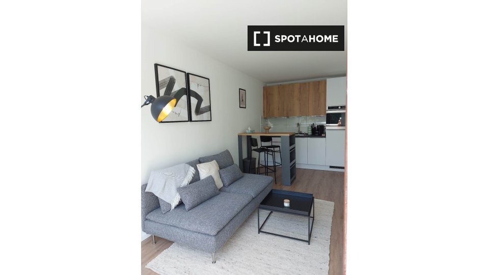 Apartment Hamburg, 1 bed, 34m² — photo 16