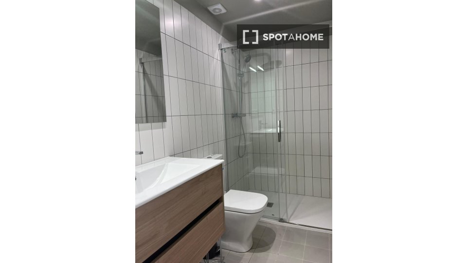 Apartment Barcelona, 2 beds, 74m² — photo 3