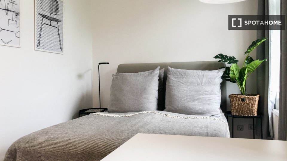 Apartment Berlin, 2 beds, 64m² — photo 4