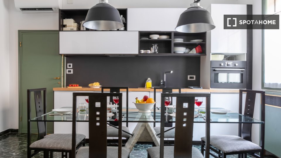 Apartment Bologna, 3 beds, 150m² — photo 2