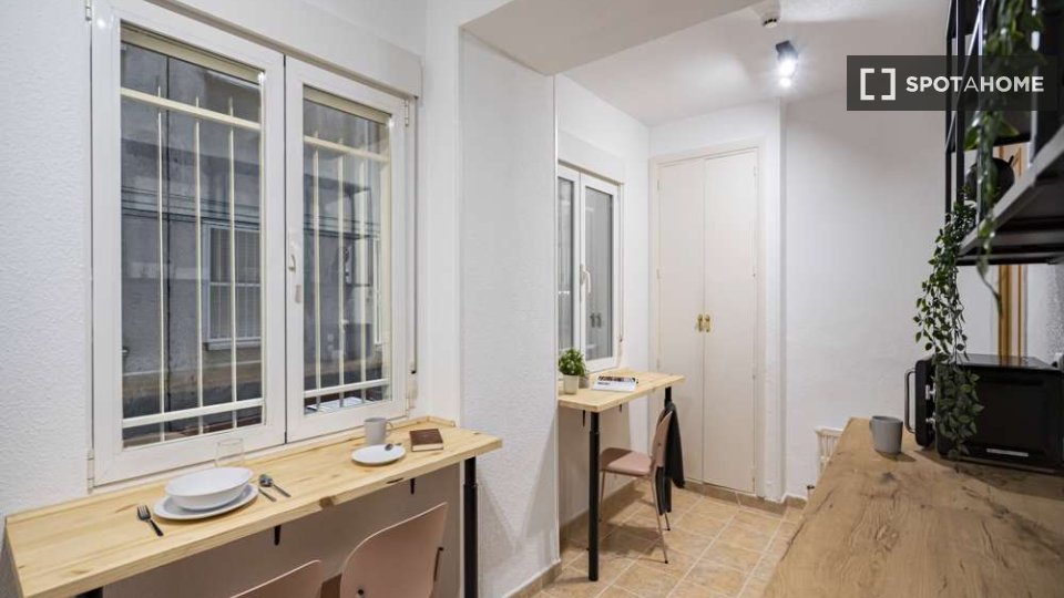Double room Madrid, 25 beds — photo 32