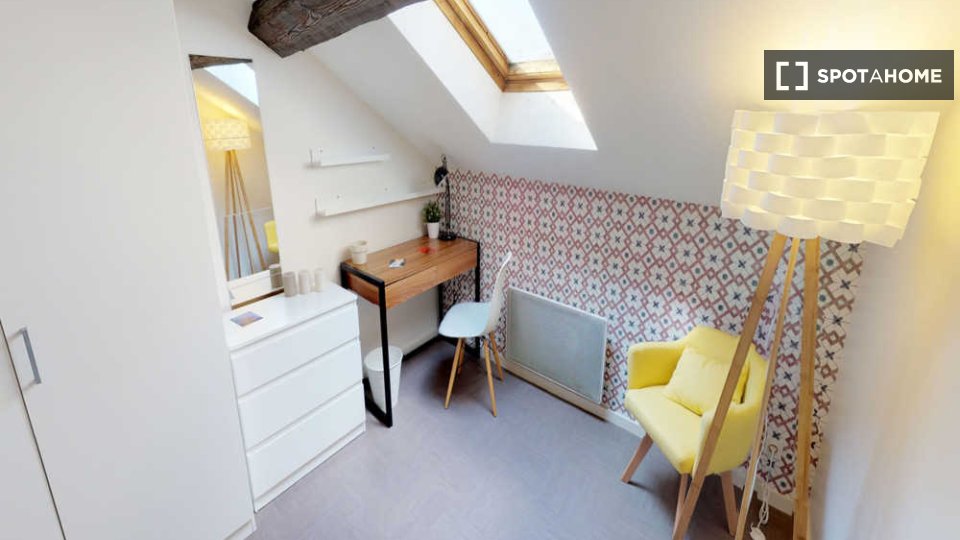 Double room Lyon, 4 beds, 90m² — photo 2