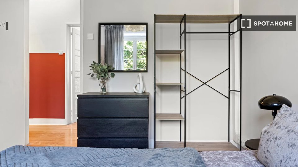 Double room Lisbon, 11 beds — photo 13