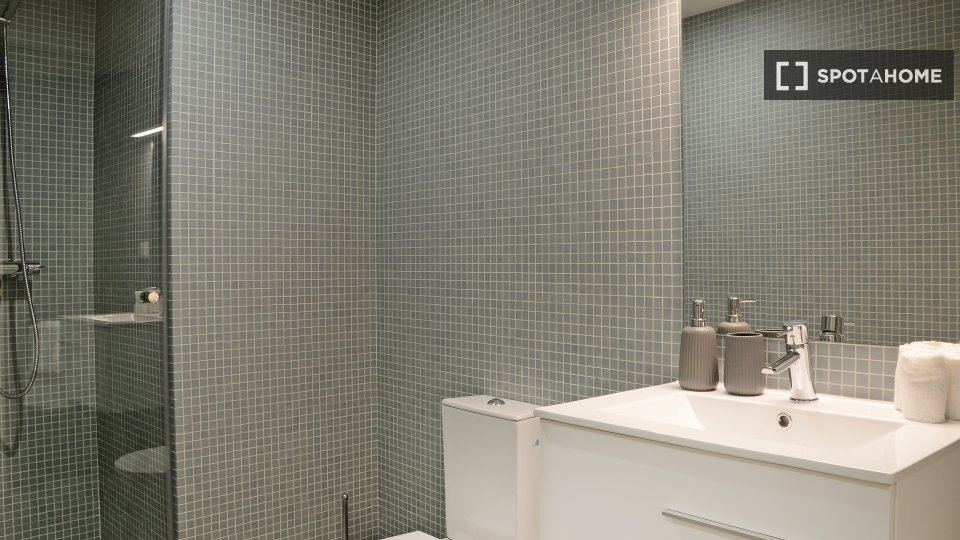 Apartment Porto, 1 bed, 110m² — photo 12