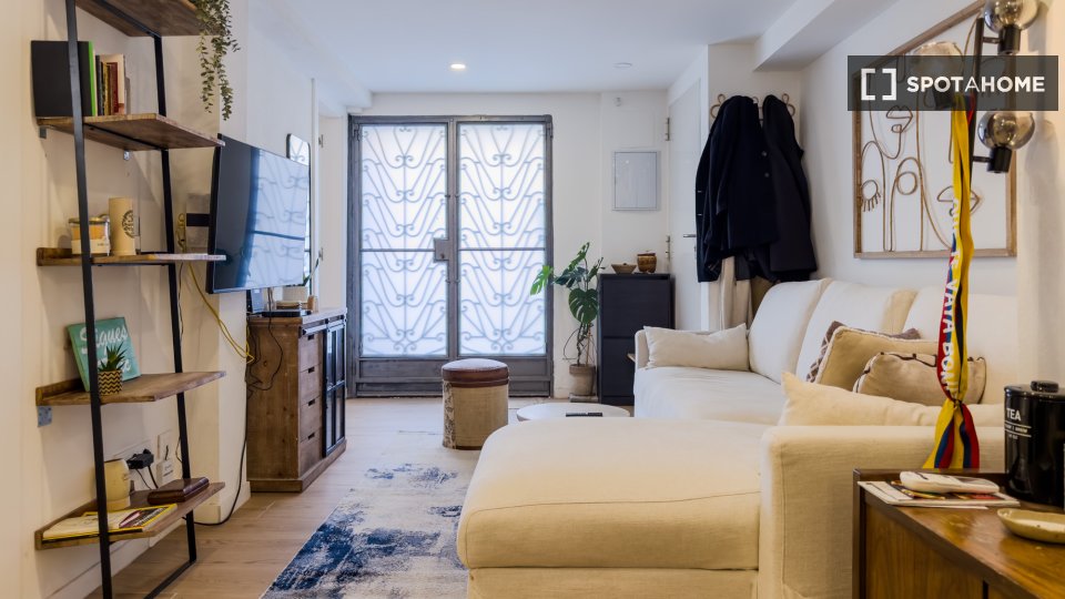 Apartment Barcelona, 3 beds, 105m² — photo 20