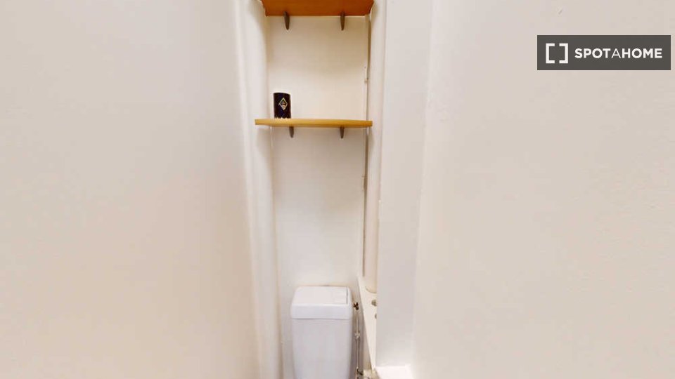 Double room Paris, 4 beds, 80m² — photo 6